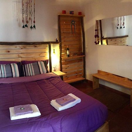 La Puerta Verde Hostel & Bar อูมาวากา ภายนอก รูปภาพ