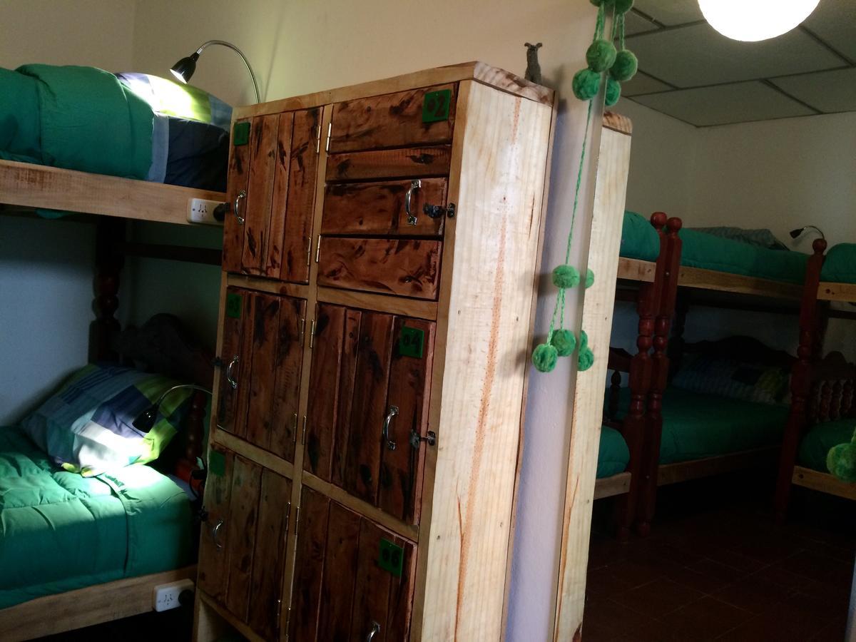 La Puerta Verde Hostel & Bar อูมาวากา ภายนอก รูปภาพ