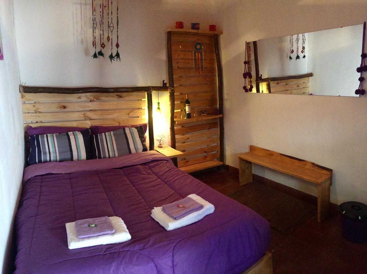 La Puerta Verde Hostel & Bar อูมาวากา ภายนอก รูปภาพ