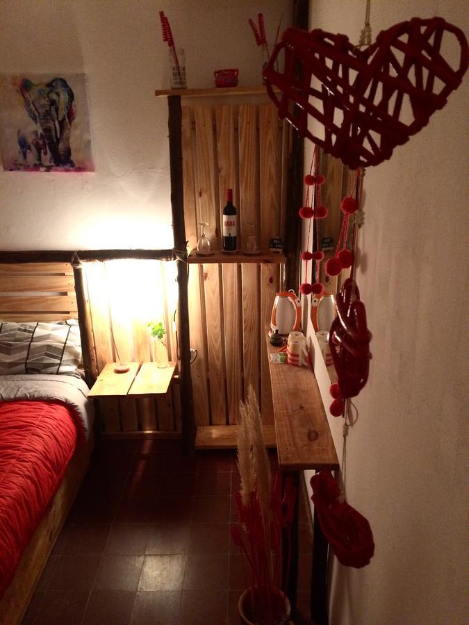 La Puerta Verde Hostel & Bar อูมาวากา ภายนอก รูปภาพ