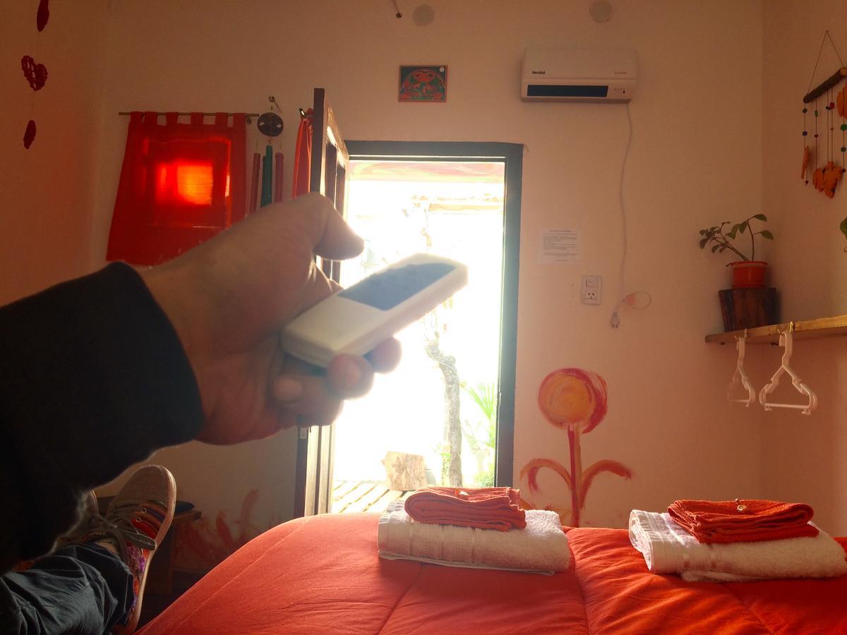 La Puerta Verde Hostel & Bar อูมาวากา ภายนอก รูปภาพ